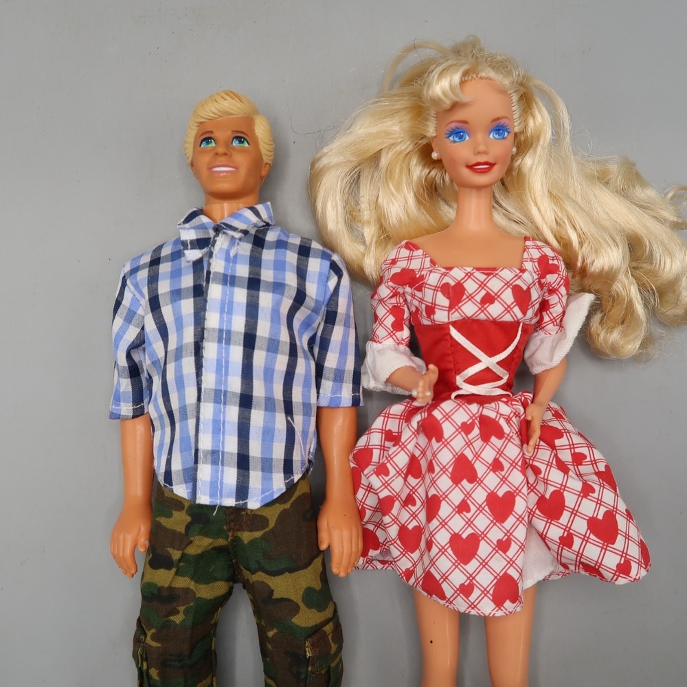 Mattel Valentine Sweetheart Barbie & 80s Ken Doll Couple Vintage Set